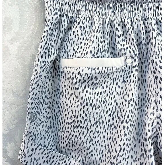 Lululemon Women’s Spring Break Away Short In Dottie Dash White Black Size 4 GUC - Picture 4 of 7